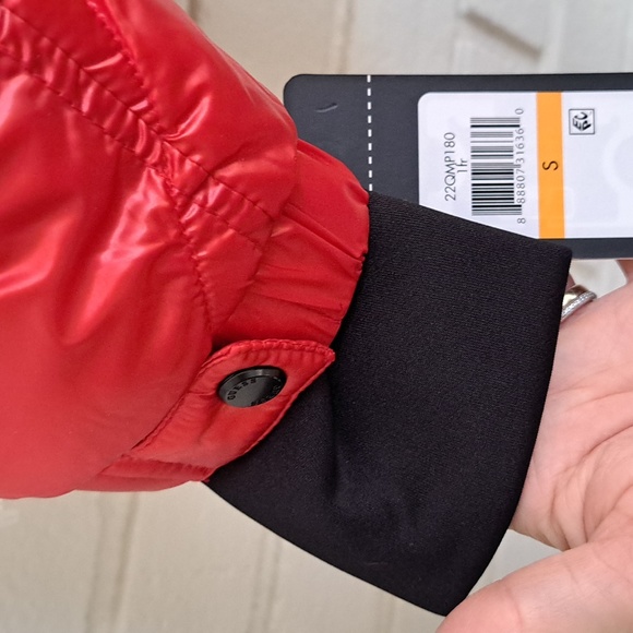 GUESS Beautiful Red Zip Up Puffer Jacket. Size Small NWT - Picture 7 of 13